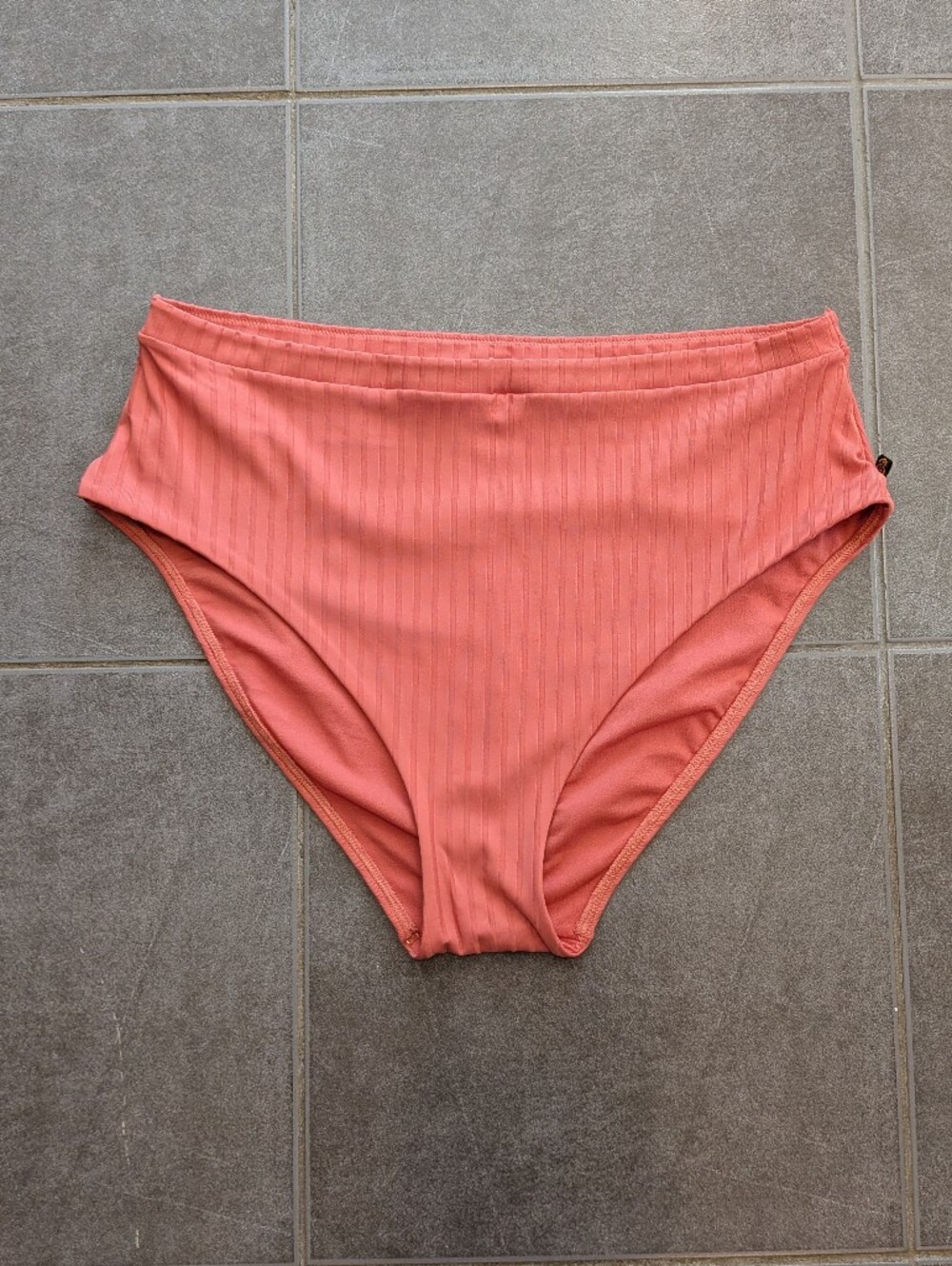 2/$30 ✨La Vie En Rose High Waist Bikini Bottom